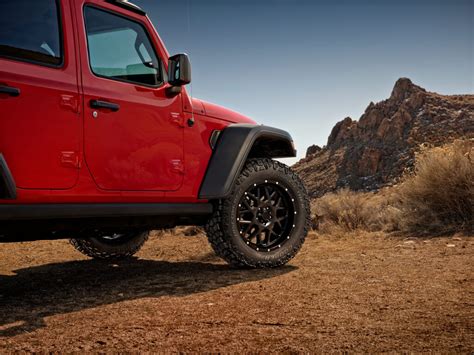 Cooper Discoverer Rugged Trek Review - Truck Tire Reviews