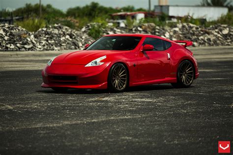 Nismo 370Z Goes Red Hot on Vossen Wheels [Video] - autoevolution