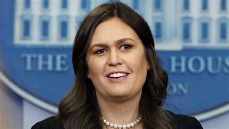 Did Sarah Huckabee Sanders have Plastic Surgery? Body Measurements, Botox, Lips, and More ...