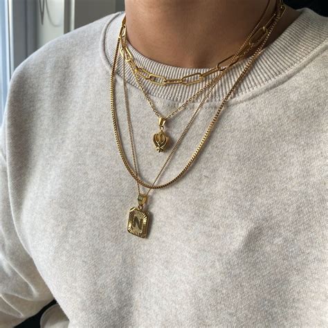 Stacked Gold Necklaces in 2021 | Necklace, Gold necklace, Pendant