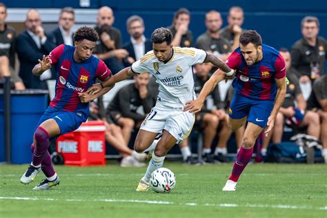 Match Photos: Barcelona vs Real Madrid at AT&T Stadium - 3rd Degree