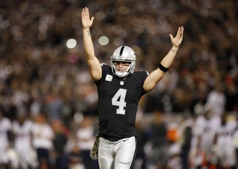 Oakland Raiders: Derek Carr Boosts MVP Profile