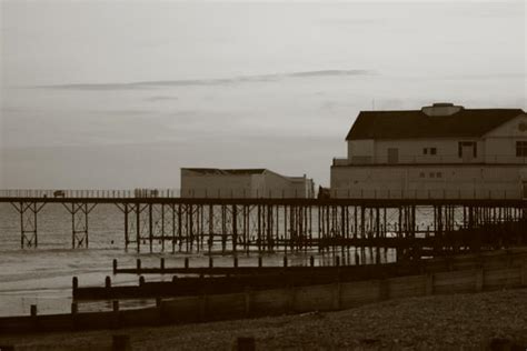 Bognor Pier by spud101 on DeviantArt