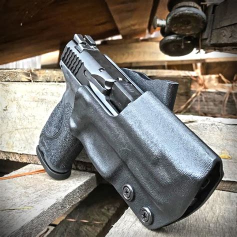 Dara Holsters: Custom Kydex Holsters Smith & Wesson M&P 2.0