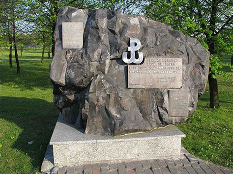 Memorial Polish Underground State - Opole - TracesOfWar.com