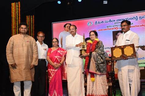 VP recalls C. Narayana Reddy’s contribution to Telugu language and literature | Education