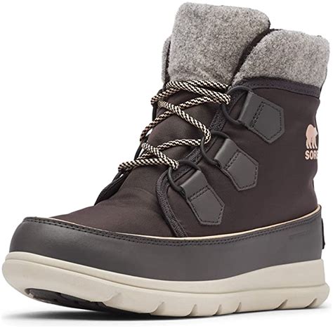 The 6 Best Winter Boots for Women for 2022 - FeralEscape