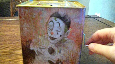 EVIL, CREEPY, SCARY, HAUNTED CLOWN JACK IN THE BOX TOY THAT I GOT FOR HALLOWEEN!!! - YouTube