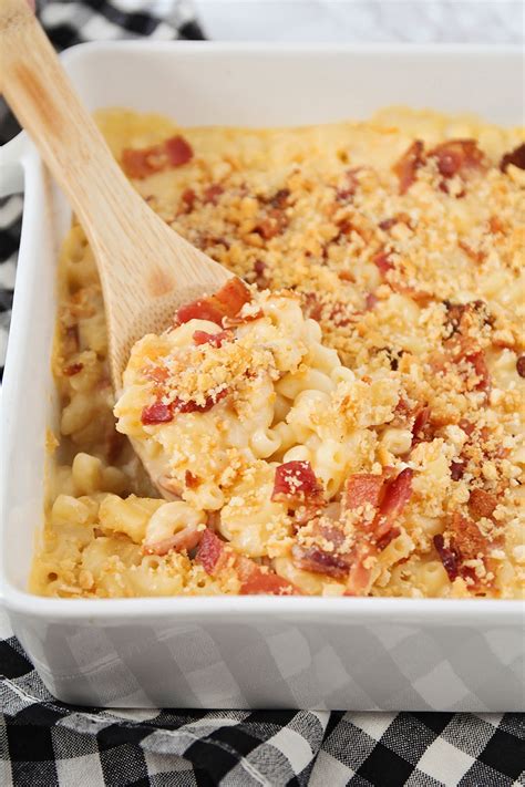 Bacon Mac and Cheese - The Baker Upstairs