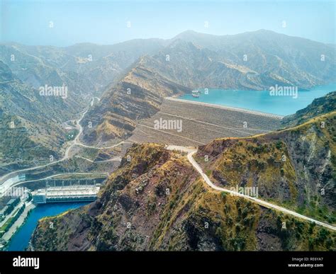 Nurek dam hi-res stock photography and images - Alamy