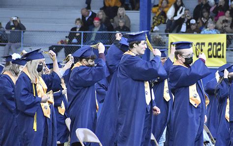 Aberdeen Class of 2021 celebrates a unique senior year at graduation ...