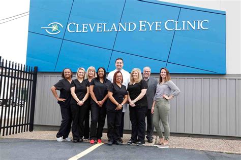 Eye Doctors & Ophthalmologists in Cleveland, OH | Cleveland Eye Clinic