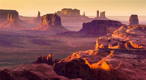 Monument Valley Navajo Tribal Park travel | USA - Lonely Planet