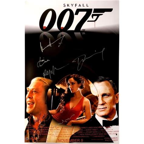 Daniel Craig Autograph Signed James Bond 007 Skyfall Poster