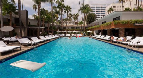 4 star The Hollywood Roosevelt hotel in Los Angeles for $300 - The ...