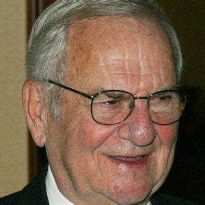 Lee Iacocca - Trivia, Family, Bio | Famous Birthdays