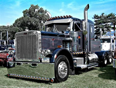 TopWorldAuto >> Photos of Peterbilt 359 - photo galleries