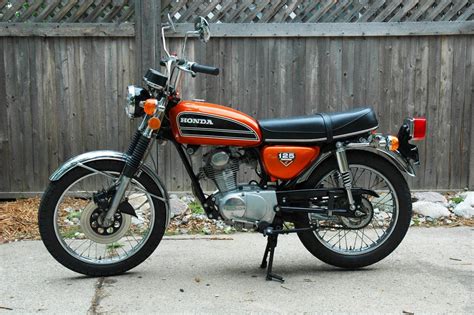 CB125 Gallery - Classic Motorbikes