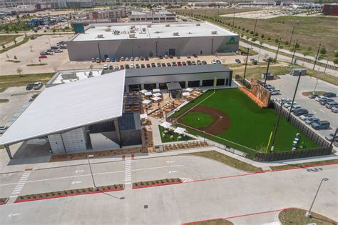 Reserve A Batting Bay in Katy, TX | Home Run Dugout | Batting Cages ...