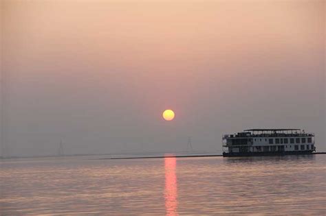 Ganges River Cruise - A Luxury Cruise in India | Travel2Next