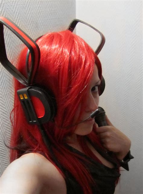 Vocaloid Hatsune Miku Headphones by Dominiquefx on deviantART