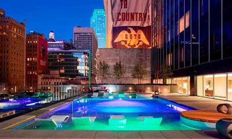 Hilton Garden Inn Downtown Dallas Pool Pictures & Reviews - Tripadvisor