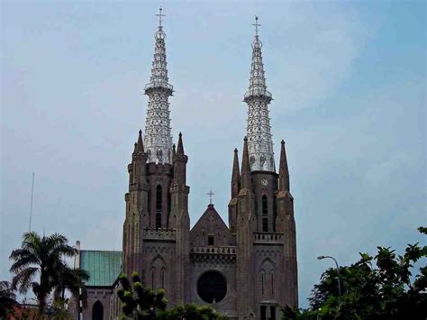 Jakarta Cathedral Church Guide & Museum - IdeTrips