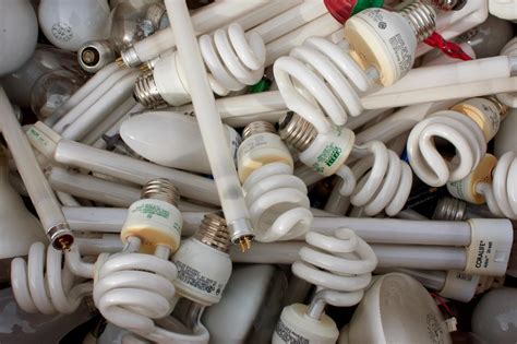 How To Properly Dispose Of Fluorescent Lights | Shelly Lighting