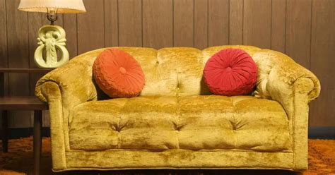 What is a Davenport Sofa? 8 Things To Know