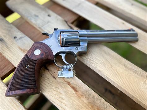 Colt Python .357 Magnum Revolver 6" Barrel 6 Rounds Walnut Target Grips ...