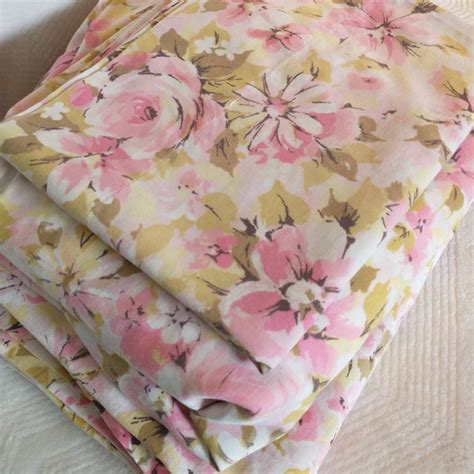 Vintage Floral Sheet - Etsy