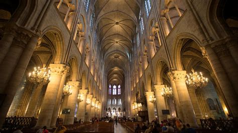 Notre-Dame, plus qu'une cathédrale, est « l’âme et le cœur de Paris ...