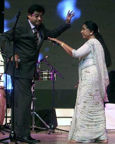 Asha Bhosle live at concert - India Today