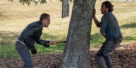 Dead City's Final Fight Is Exactly What Rick Vs. Negan In The Walking Dead Season 8 Should Have Been