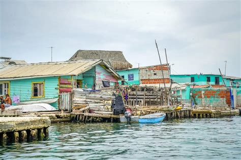 ISLAS COLOMBIA | Bienvenidos a Santa Cruz del Islote, la isla más poblada del mundo