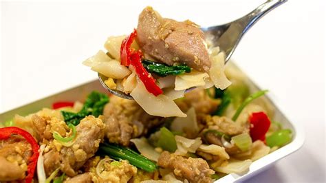 Food In The Clouds - A Look At Singapore Airlines' In-flight Meals ...