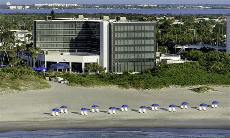 Hilton Cocoa Beach Florida | TNT Resorts