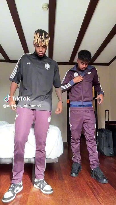 Lamine Yamal y Nico Williams, compartiendo un baile de TikTok - Vídeo ...