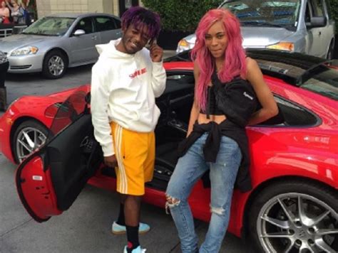 Lil Uzi Vert Family Photos, Age, Height, Girlfriend, Tattoos