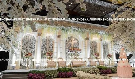 White Palace Theme Wedding Reception Stage at Rs 50000/piece in New ...