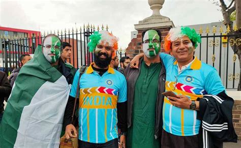 India, Pakistan fans light up traditional World Cup rivalry in Old Trafford as Virat Kohli's men ...