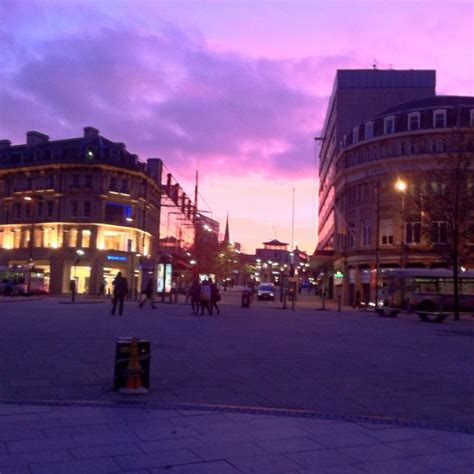 Sheffield city centre | Sheffield city, Beautiful places on earth, Steel city