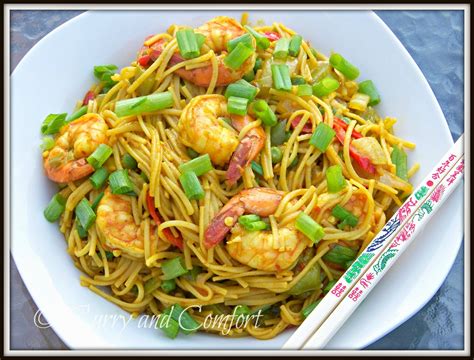 Kitchen Simmer: Singapore Noodles with Shrimp