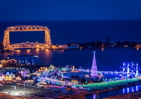 Bentleyville Tour of Lights - Beacon Pointe | Duluth Lakeview Hotel on Lake Superior in Duluth, MN