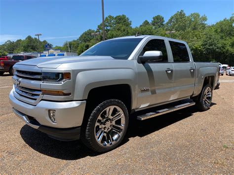 Pre-Owned 2018 Chevrolet Silverado 1500 2WD Crew Cab 143.5 Custom Crew ...