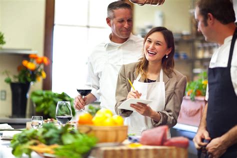 7 of the Best (and Most Romantic) Cooking Classes for Couples | Culinary classes, Cooking ...