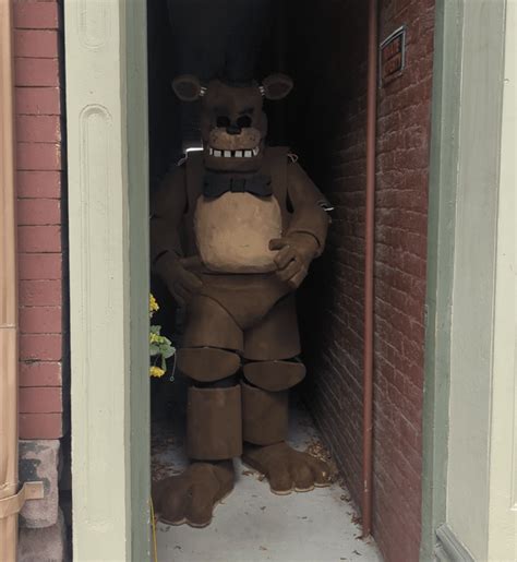 Freddy Fazbear Cosplay : r/fivenightsatfreddys