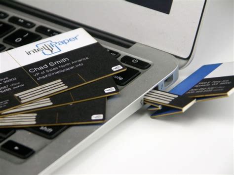 The Smart Business Card With Built-In USB Memory | Solopress