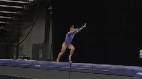 Joscelyn Roberson - Balance Beam - 2022 U.S. Classic - Senior - FlipNow