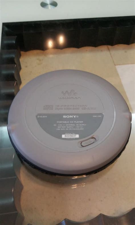 SONY D-EJ011 DISCMAN CD PLAYER CD 機 全正常, 音響器材, 音樂播放裝置 MP3及CD Player ...